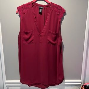 Torrid Size 1 Sleeveless Harper